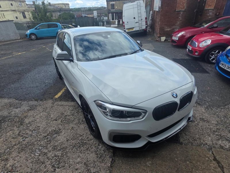 BMW 1 SERIES 3.0 M140i Shadow Edition Auto Euro 6 (s/s) 5dr